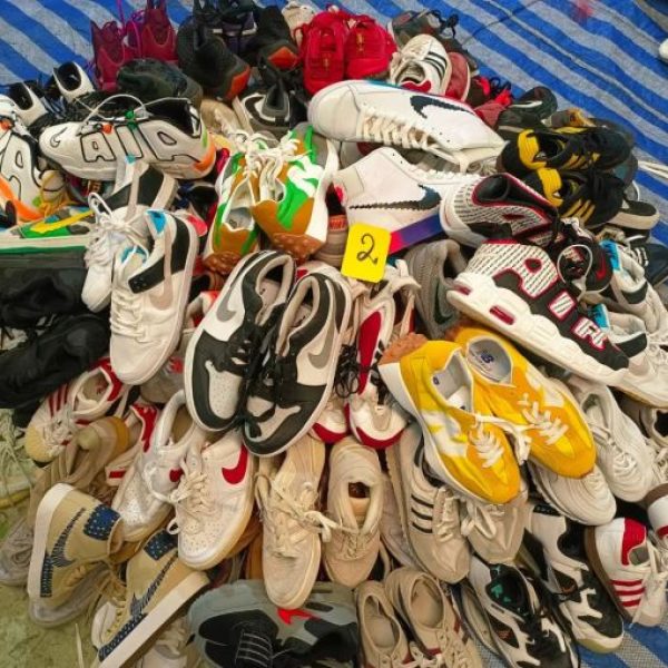 Ball Sepatu Second Full Sneaker Grade A+