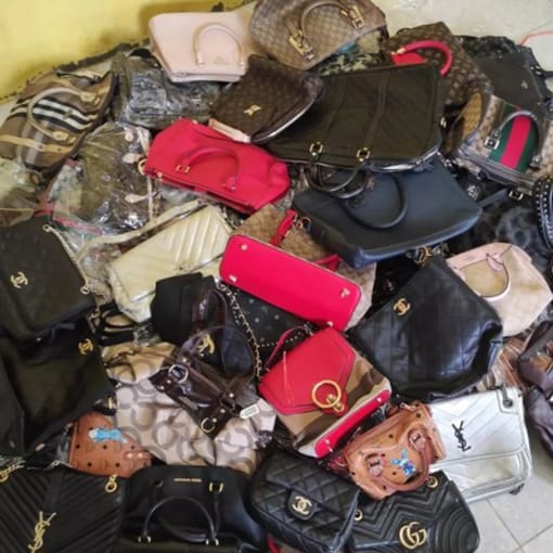 Tas Cewe Full Italy Grade A 100 Pcs